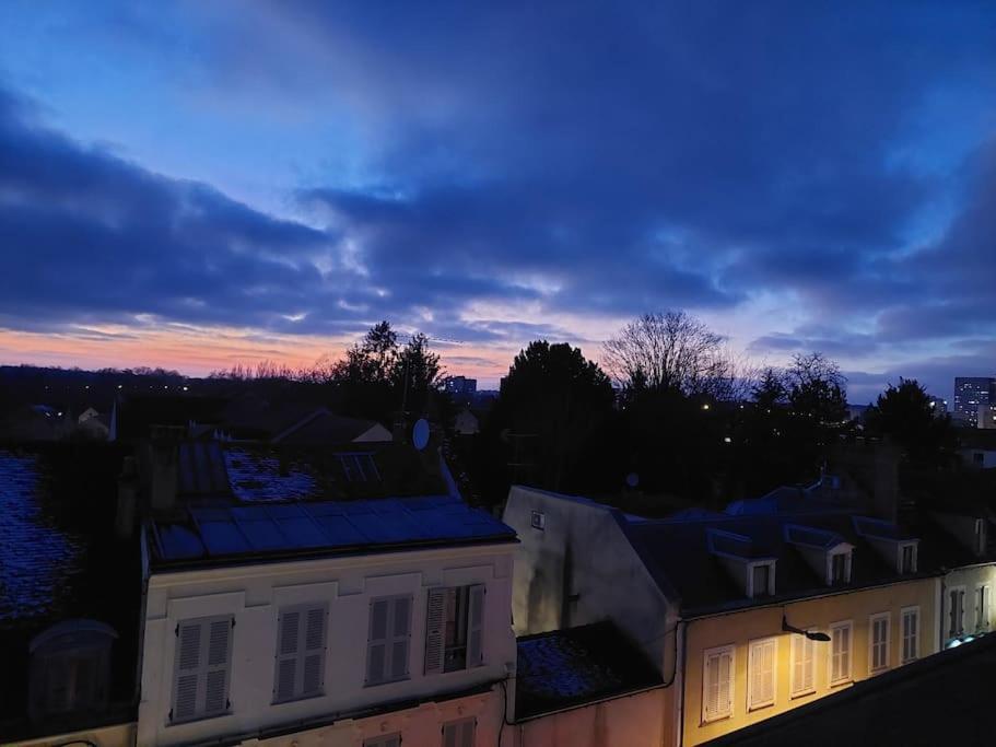 Apartment Loft, Proche Centre-ville Et Gare. Melun